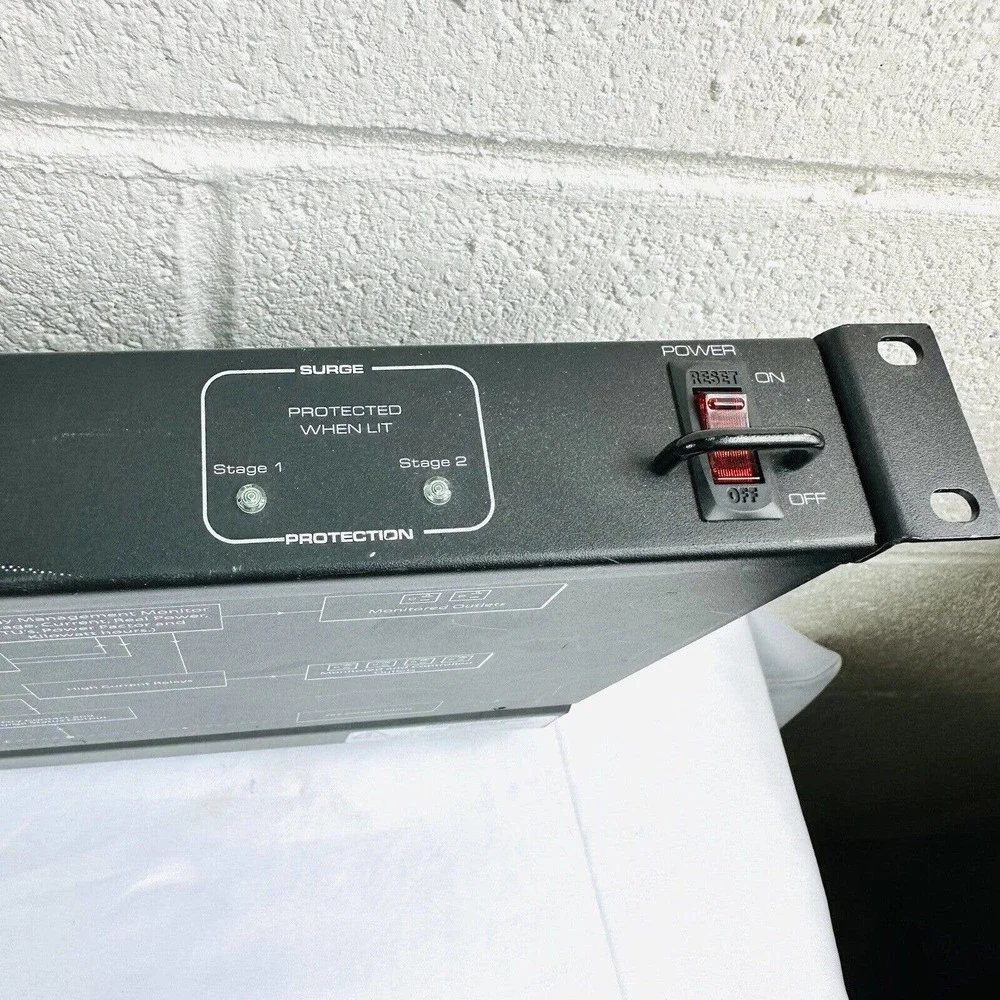Middle Atlantic Products RLNK-SW715R-NS Rack Link Controlled Power Switch TESTED